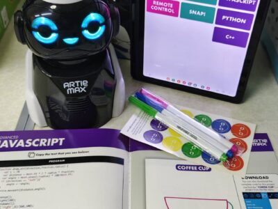 Artie Max The Coding Robot อาร์ตี้ แม็กซ์ หุ่นยนต์โค้ดดิ้ง (ฝึกเขียนโปรแกรมพื้นฐาน)